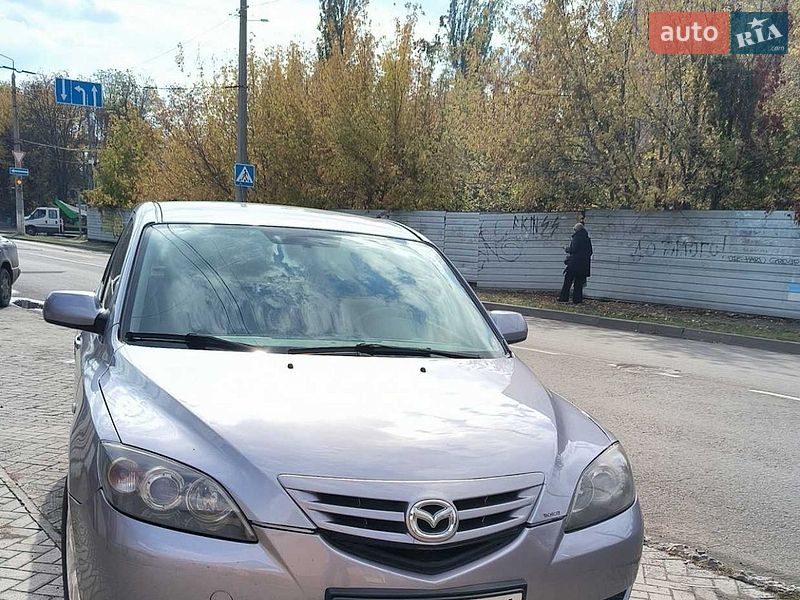 Хэтчбек Mazda 3 2004 в Ужгороде