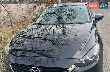 Mazda 3  2017