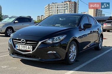 Mazda 3 2016
