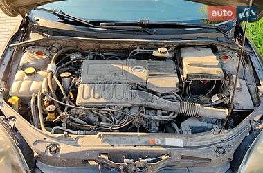 Mazda 3  2003