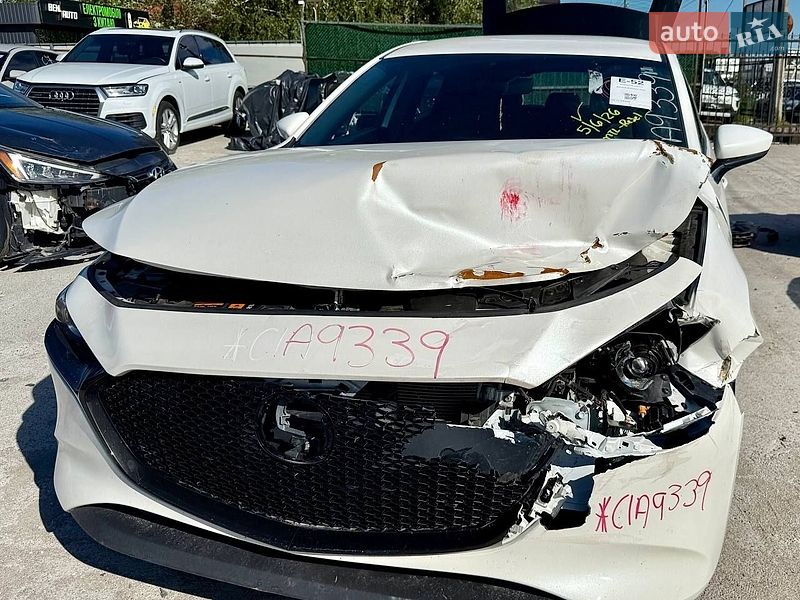 Mazda 3 2019