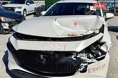 Mazda 3 2019