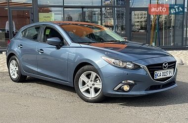 Mazda 3  2016
