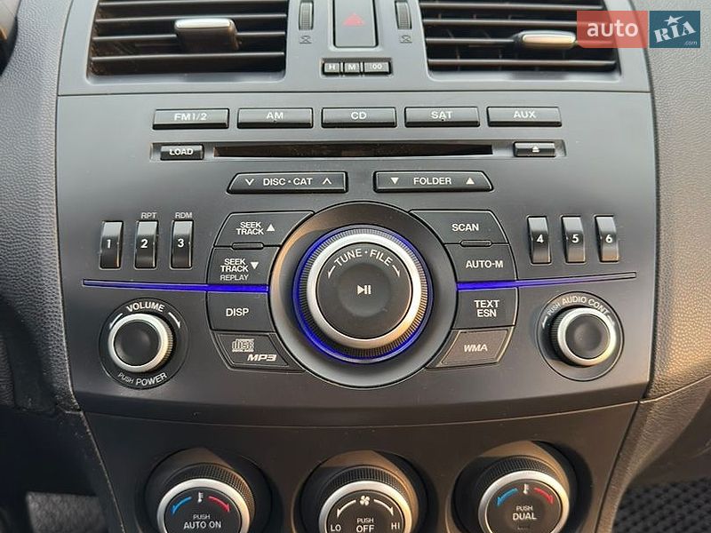 Хэтчбек Mazda 3 2013 в Львове