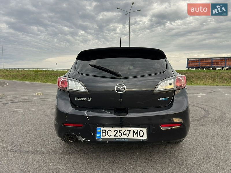 Хэтчбек Mazda 3 2013 в Львове