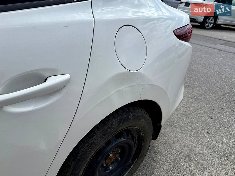 Седан Mazda 3 2020 в Киеве