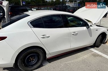 Седан Mazda 3 2020 в Киеве