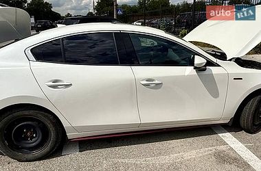 Седан Mazda 3 2020 в Киеве