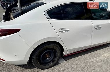 Седан Mazda 3 2020 в Киеве
