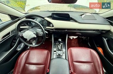 Седан Mazda 3 2020 в Киеве