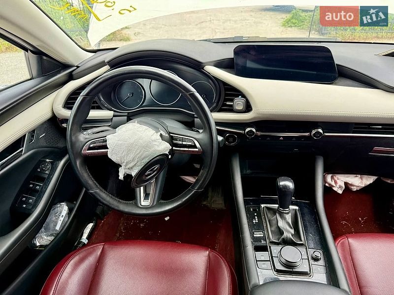 Седан Mazda 3 2020 в Киеве