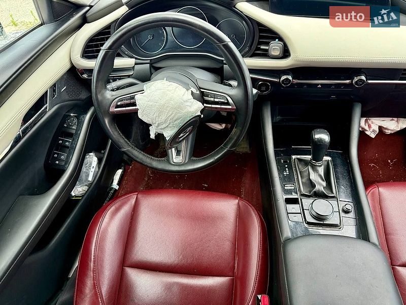Седан Mazda 3 2020 в Киеве