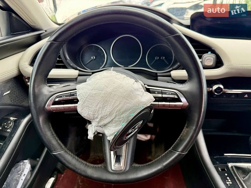 Седан Mazda 3 2020 в Киеве