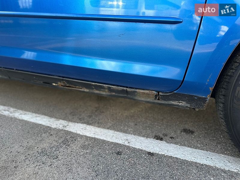 Седан Mazda 3 2005 в Полтаве