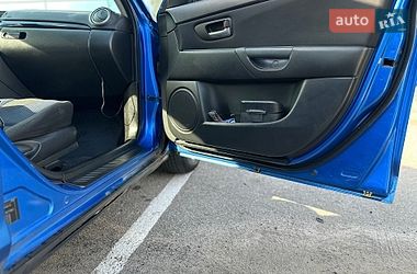 Седан Mazda 3 2005 в Полтаве