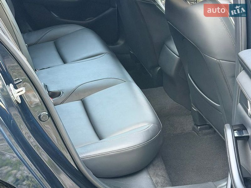 Седан Mazda 3 2024 в Киеве фото 17 Седан Mazda 3 2024 в Киеве