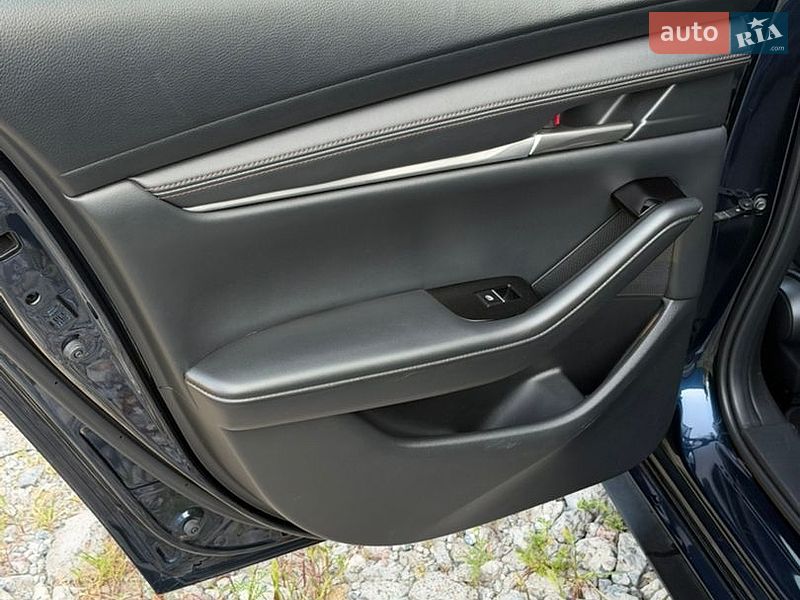 Седан Mazda 3 2024 в Киеве фото 15 Седан Mazda 3 2024 в Киеве