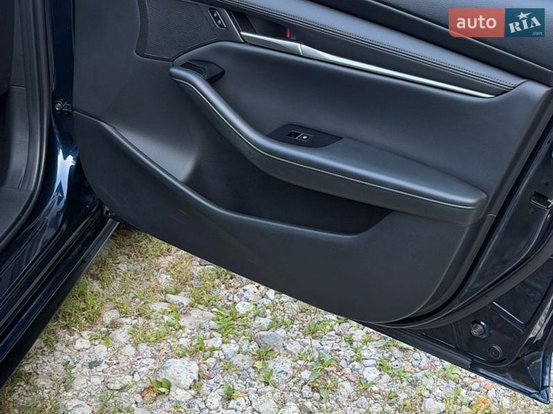Седан Mazda 3 2024 в Киеве фото 18 Седан Mazda 3 2024 в Киеве