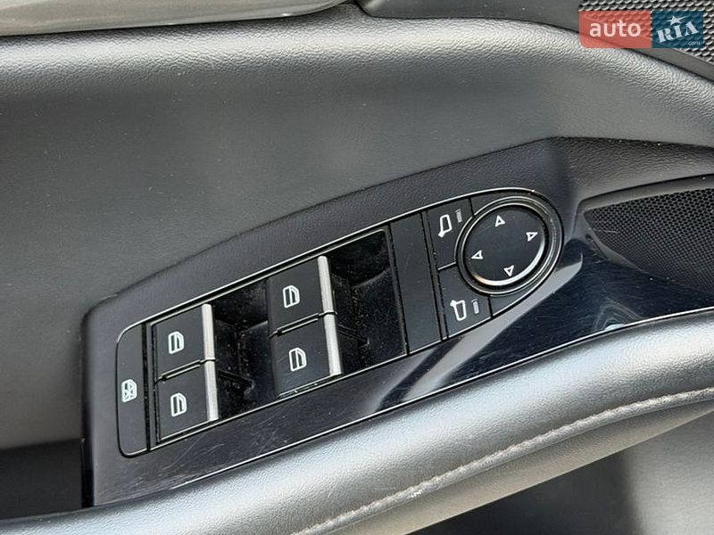 Седан Mazda 3 2024 в Киеве фото 21 Седан Mazda 3 2024 в Киеве