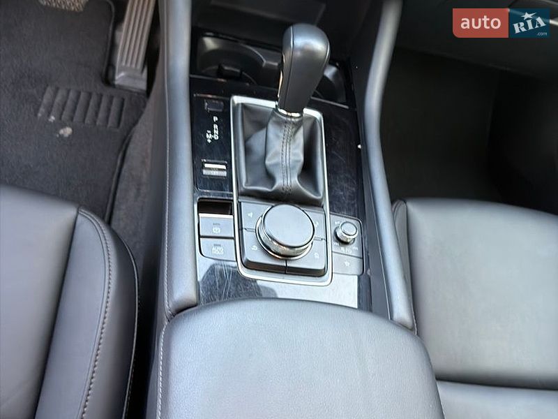 Седан Mazda 3 2024 в Киеве фото 23 Седан Mazda 3 2024 в Киеве