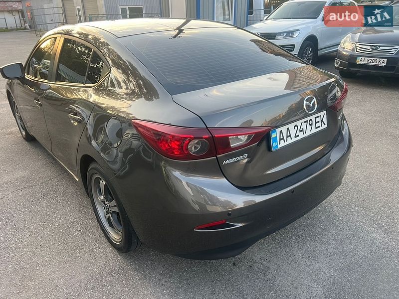 Седан Mazda 3 2014 в Києві