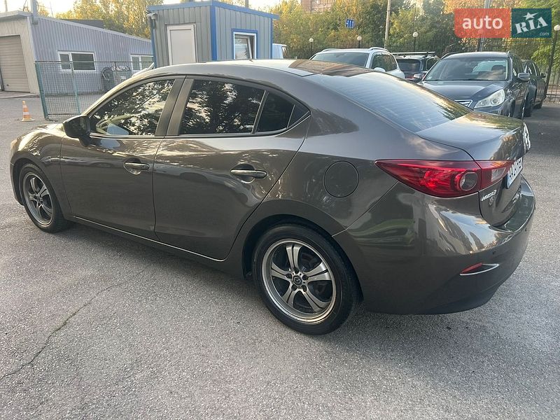 Седан Mazda 3 2014 в Києві
