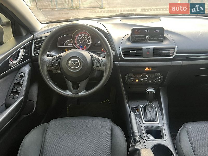 Седан Mazda 3 2014 в Києві