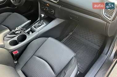 Седан Mazda 3 2014 в Києві