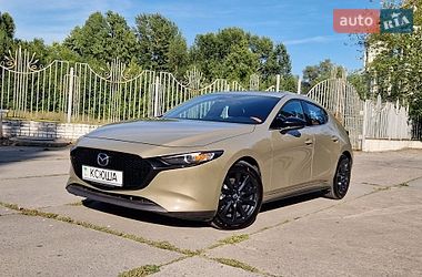 Mazda 3  2023