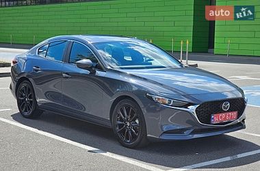Mazda 3  2023