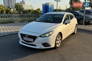 Mazda 3  2015