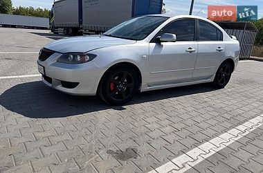 Mazda 3  2005