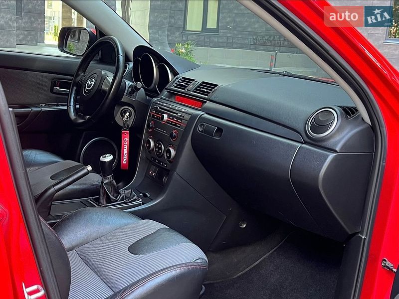 Хетчбек Mazda 3 2006 в Житомирі