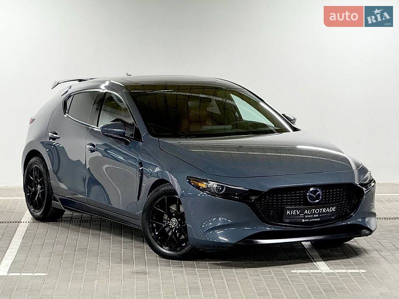 Хэтчбек Mazda 3 2020 в Киеве