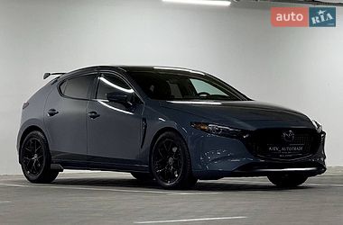 Хэтчбек Mazda 3 2020 в Киеве