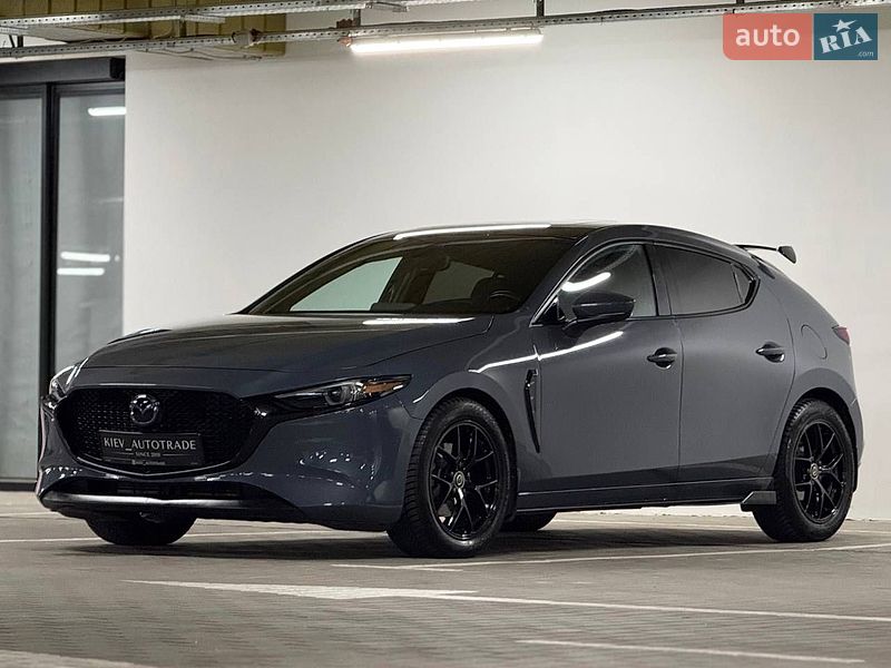 Хэтчбек Mazda 3 2020 в Киеве