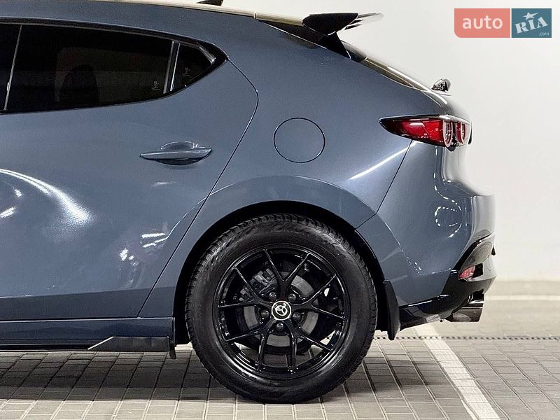 Хэтчбек Mazda 3 2020 в Киеве