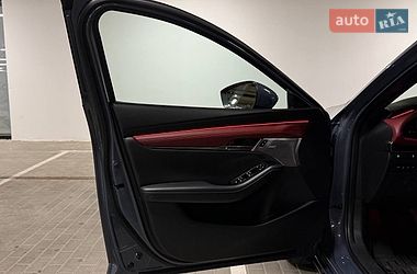 Хэтчбек Mazda 3 2020 в Киеве