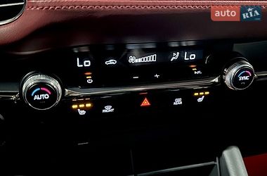 Хэтчбек Mazda 3 2020 в Киеве