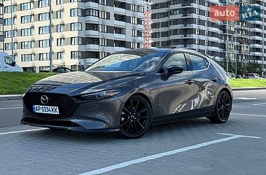 Mazda 3  2023