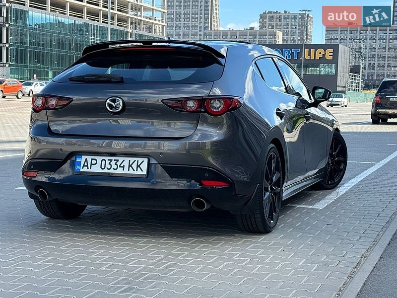 Хэтчбек Mazda 3 2023 в Киеве