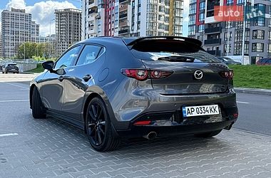 Хэтчбек Mazda 3 2023 в Киеве