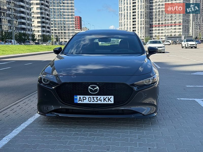 Хэтчбек Mazda 3 2023 в Киеве