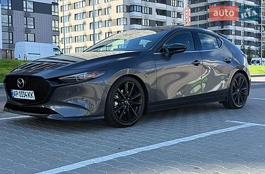 Хэтчбек Mazda 3 2023 в Киеве