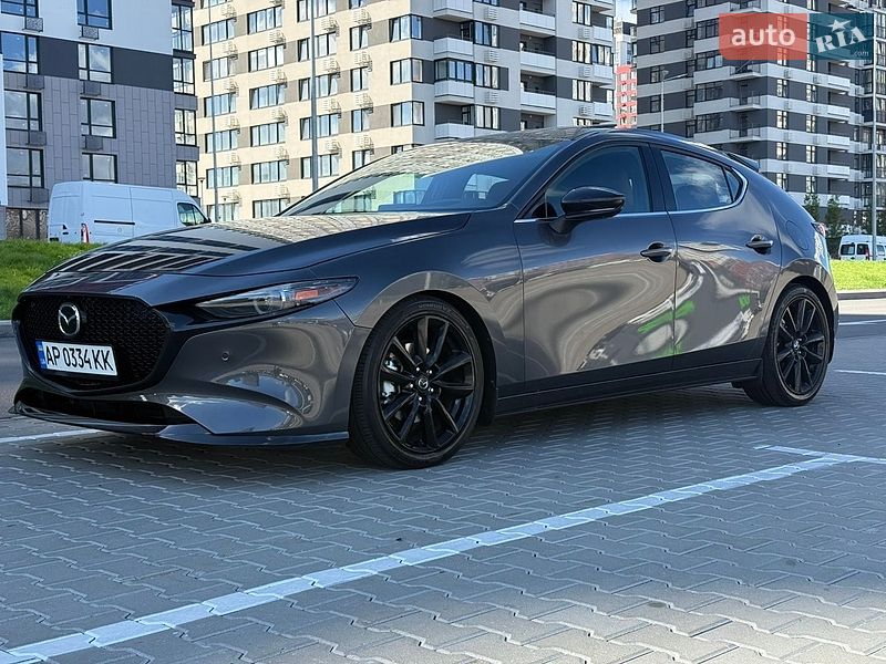 Хэтчбек Mazda 3 2023 в Киеве