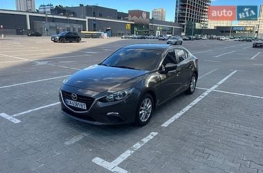 Седан Mazda 3 2013 в Киеве