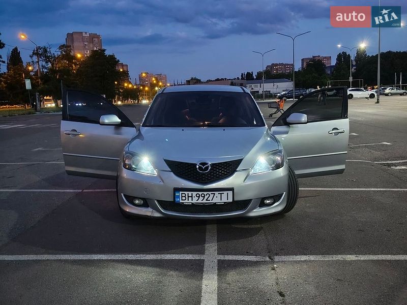 Хэтчбек Mazda 3 2003 в Одессе