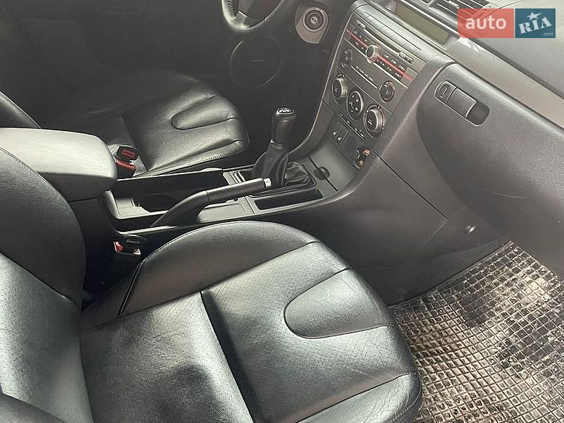 Хэтчбек Mazda 3 2007 в Ивано-Франковске