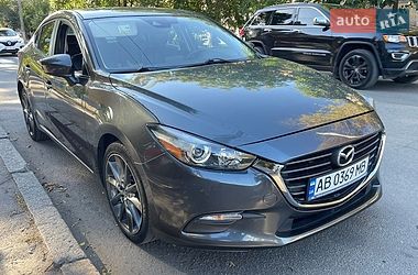 Mazda 3  2017