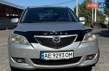 Mazda 3  2004